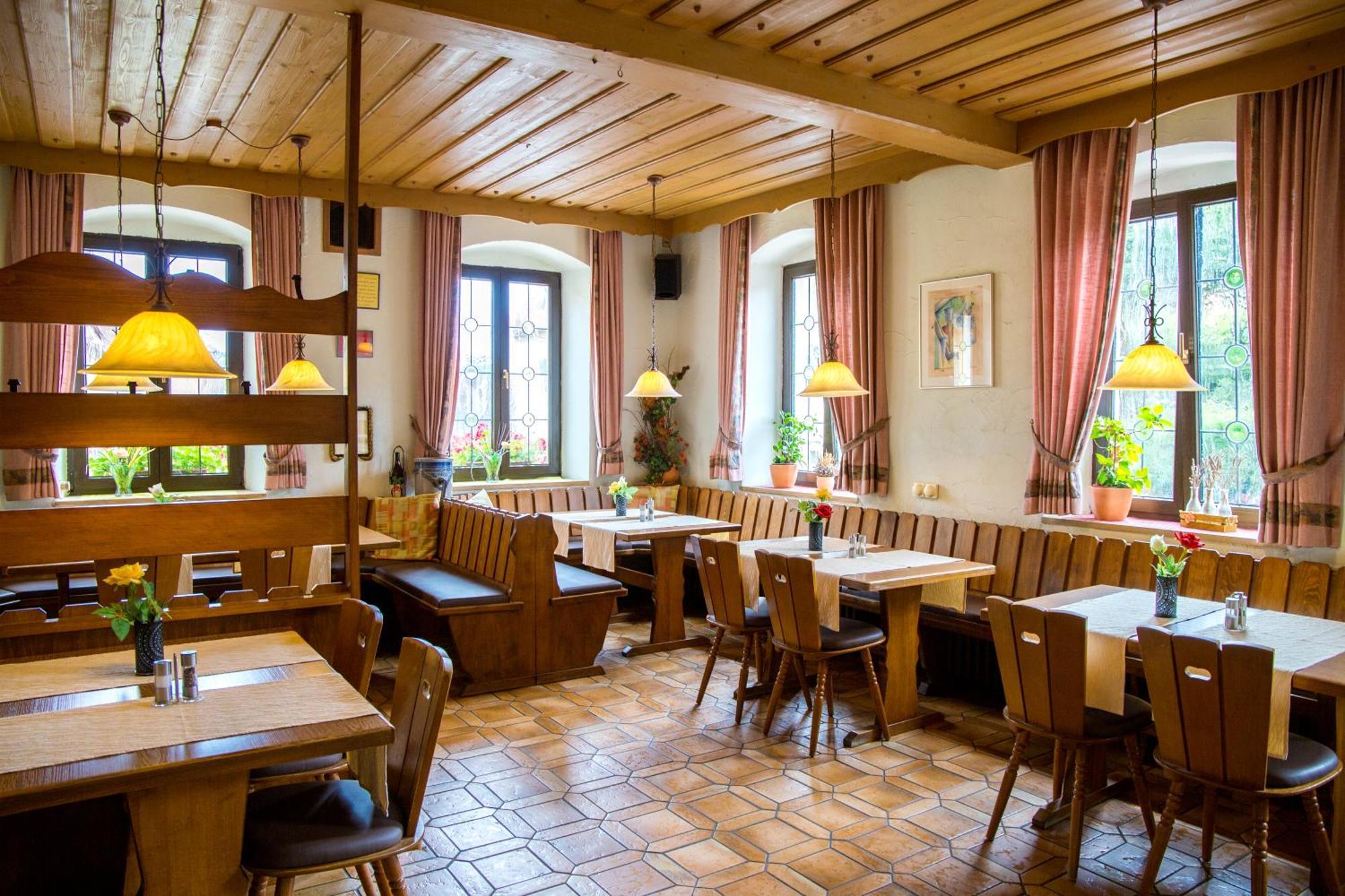 Hotel Zur Linde Gaedheim Luaran gambar