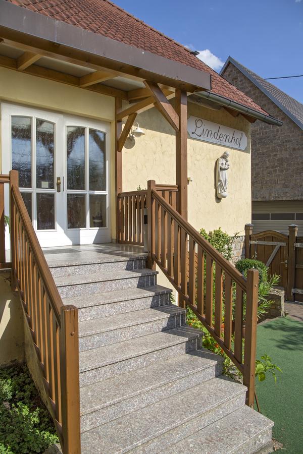 Hotel Zur Linde Gaedheim Luaran gambar