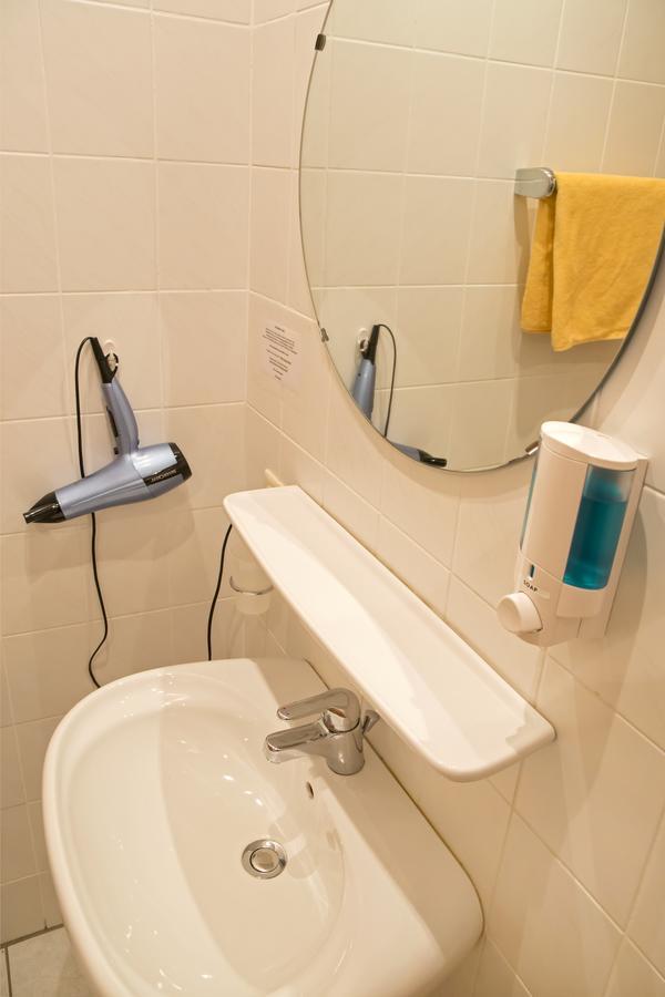 Hotel Zur Linde Gaedheim Luaran gambar